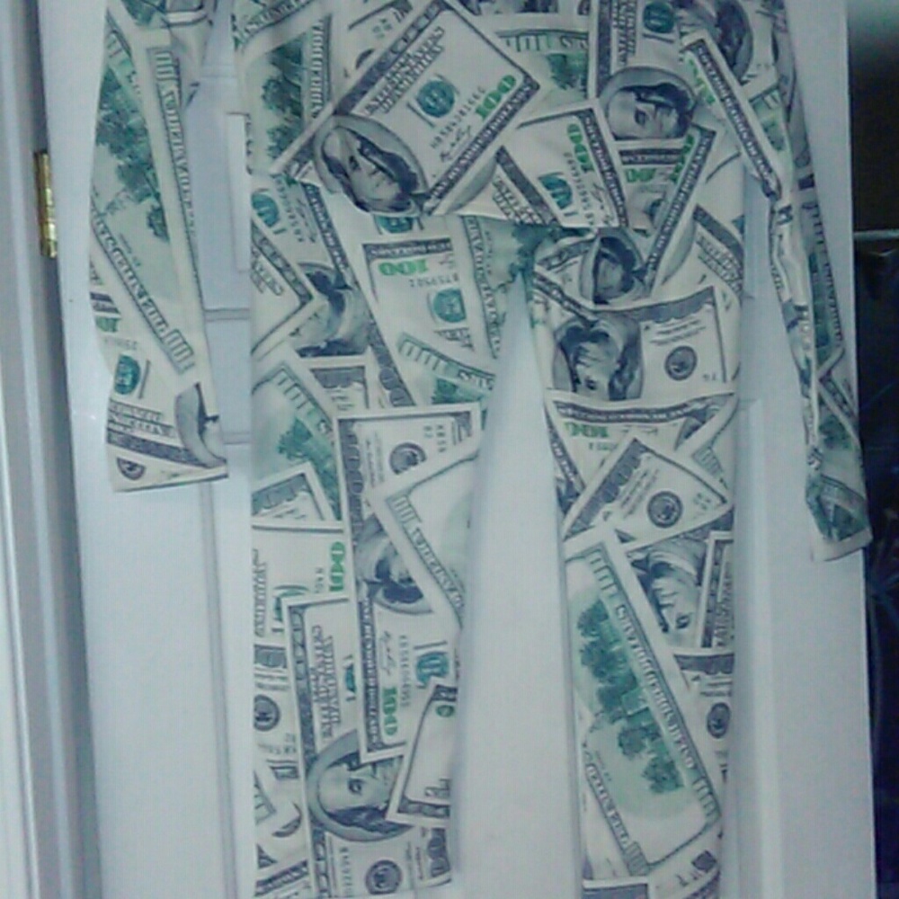 2 piece  "Money" outfit